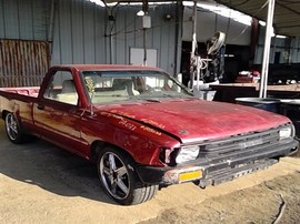 1990 TOYOTA TRUCK, RED, STD CAB, 2.4L, MT, 2WD,  Z25233